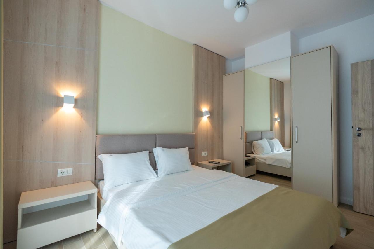 Lotus Studios Mamaia Extérieur photo