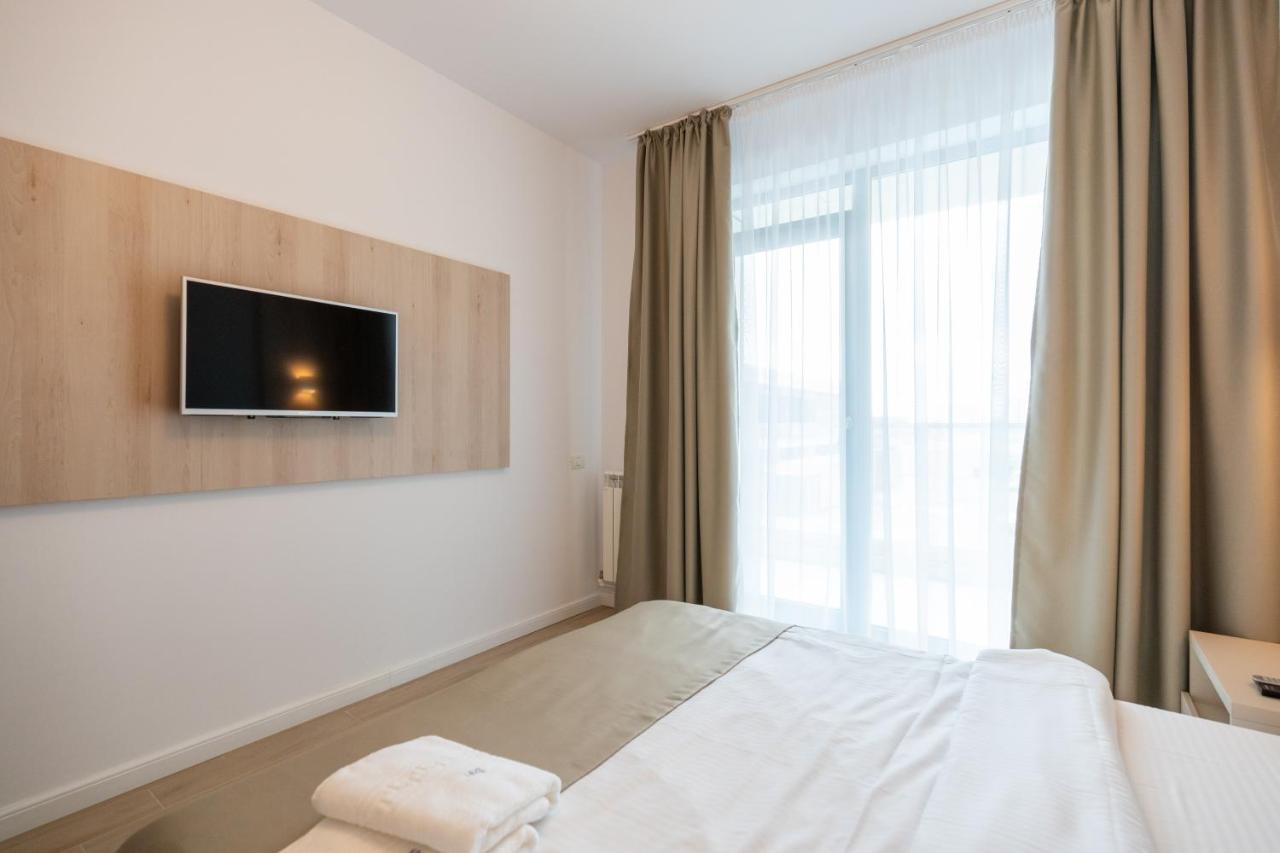 Lotus Studios Mamaia Extérieur photo