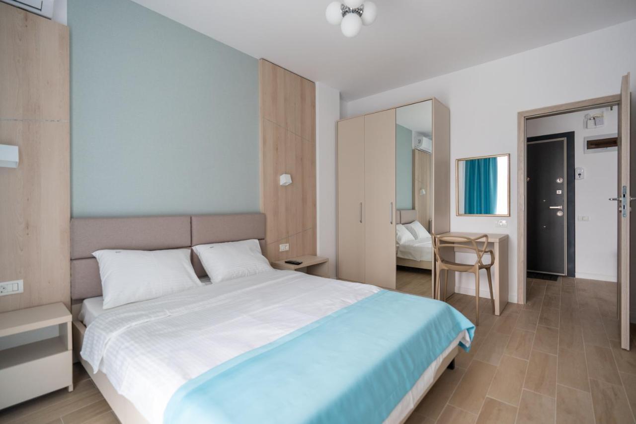 Lotus Studios Mamaia Extérieur photo