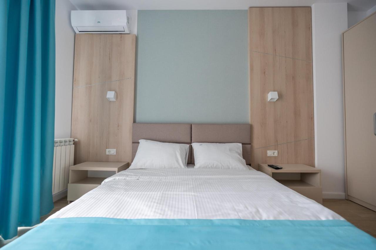 Lotus Studios Mamaia Extérieur photo